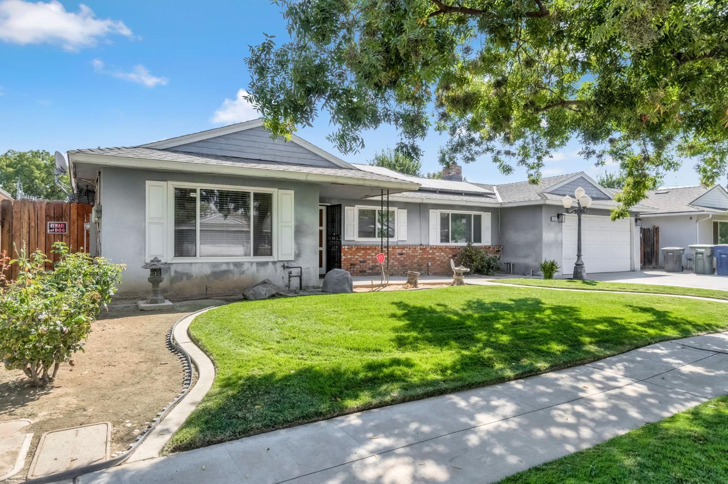 4446 N Crystal Ave, Fresno, CA 93705