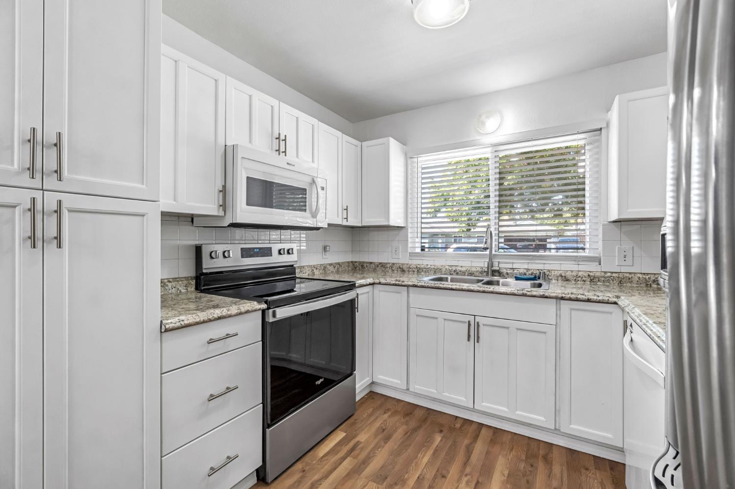 4446 N Crystal Ave, Fresno, CA 93705