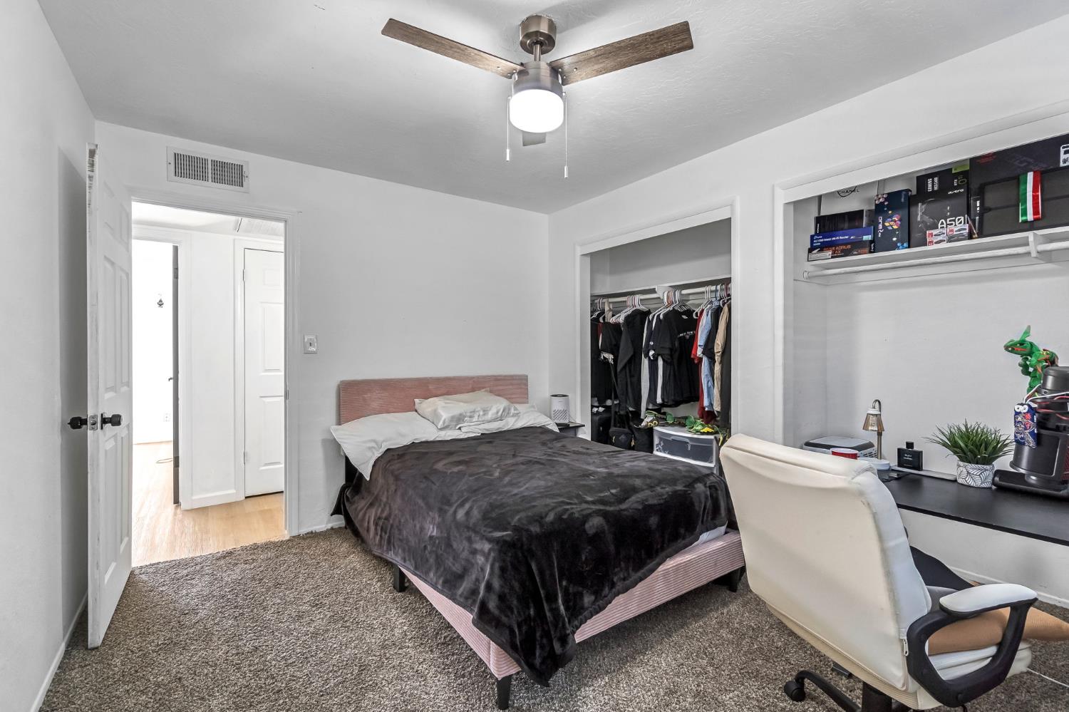 4446 N Crystal Ave, Fresno, CA 93705