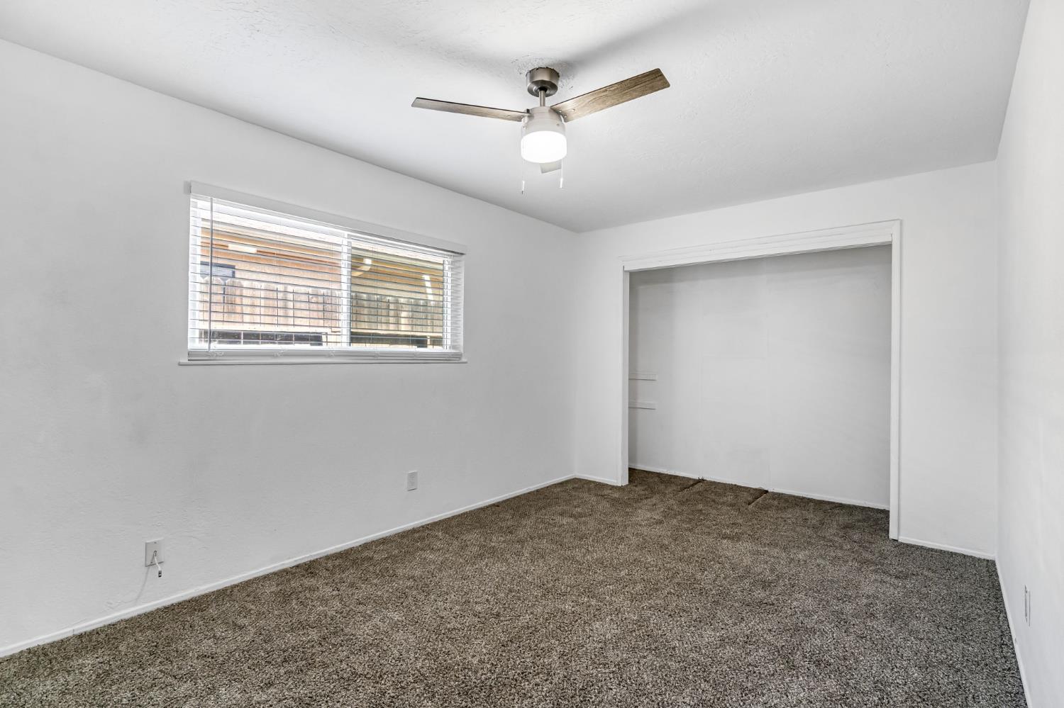 4446 N Crystal Ave, Fresno, CA 93705