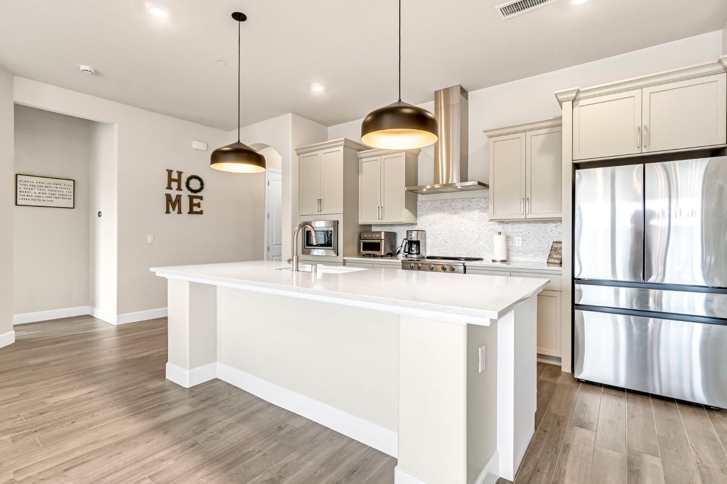 19719 Desert Willow Ln, Friant, CA 93626